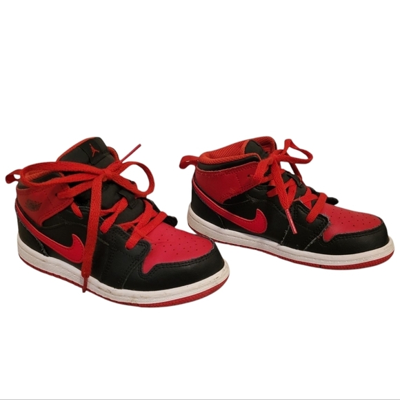 Nike Jordan 1 Mid Sneakers Shoes Red Black Toddler / Little Kid 10 C High Top - Picture 1 of 9